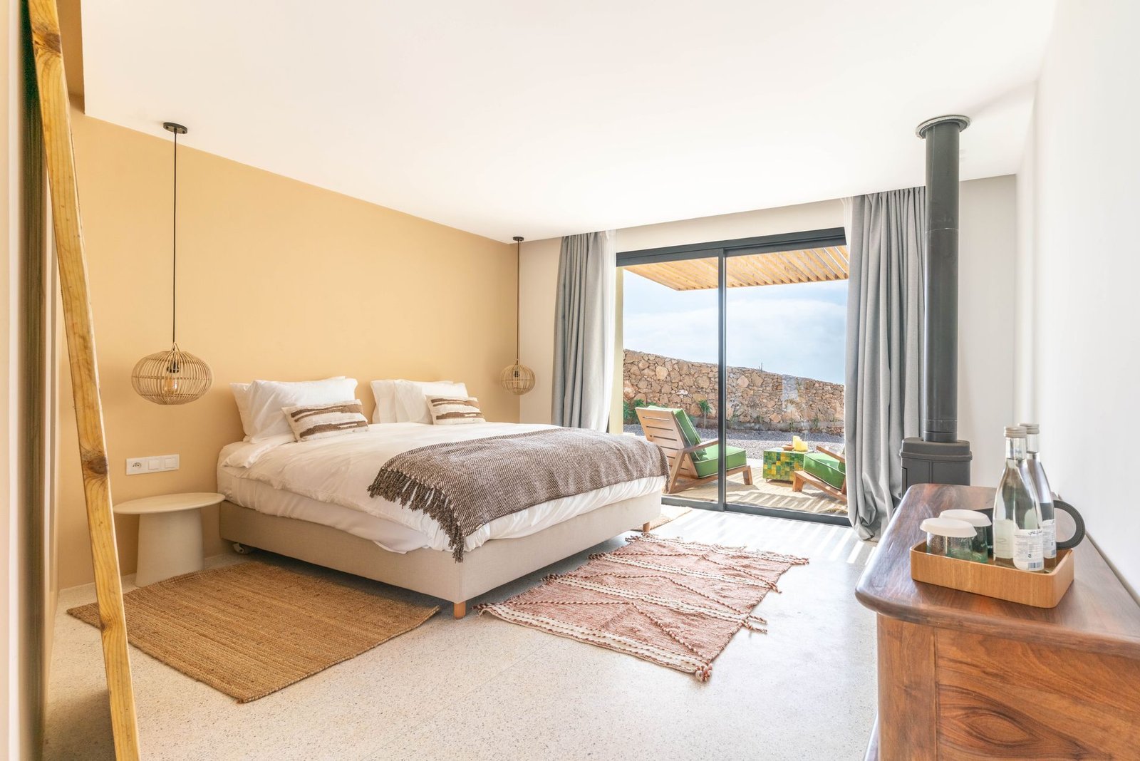Suite 3